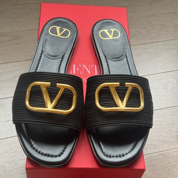 Valentino garavani sandal - Picture 9 of 15